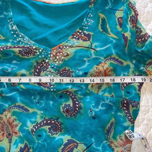 Teal Paisley blouse with Sparkle Accents - Picture 5 of 8